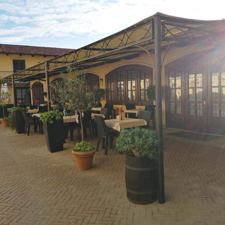 Hotel Ciocca Castelnuovo Don Bosco Exteriör bild